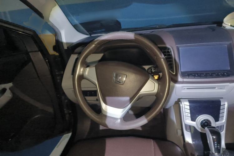 Used Luxgen 5 2013 1.8T Automatic Luxury Model Steering Wheel