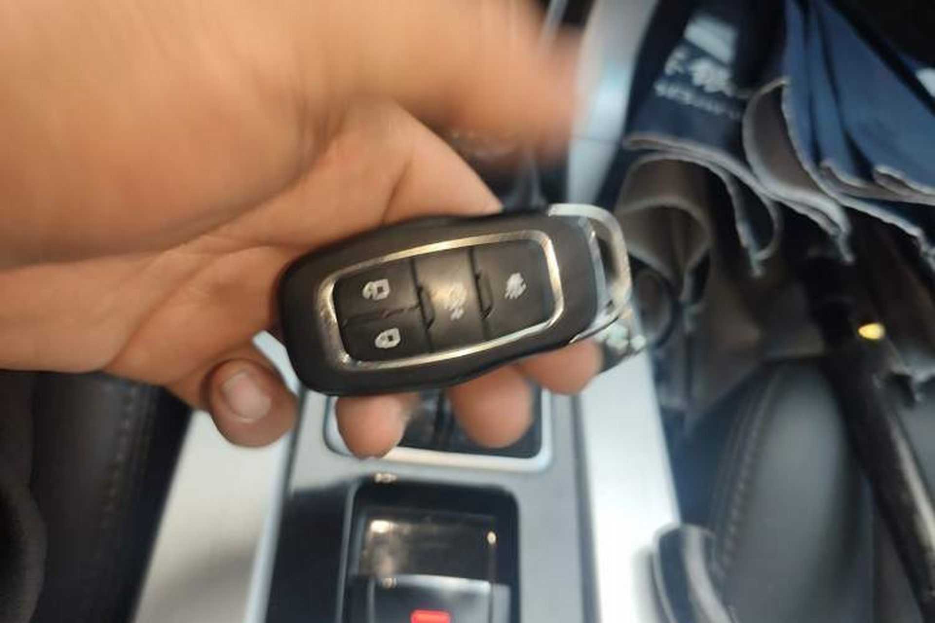 Used Luxgen 5 2013 1.8T Automatic Prestige Model Vehicle Key