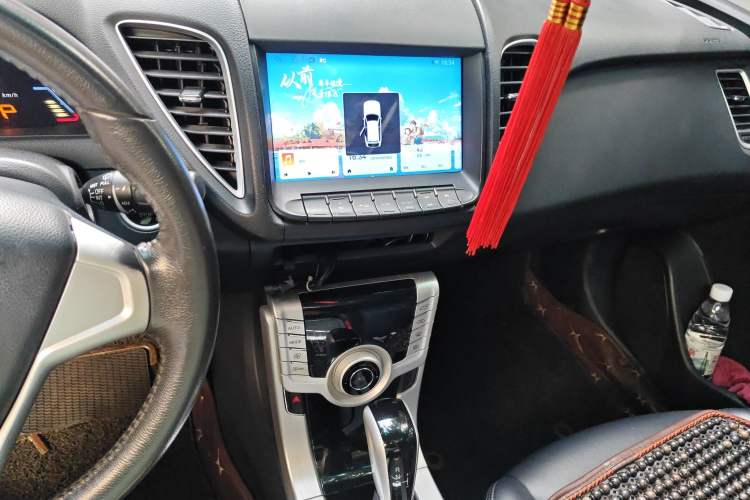 Used Luxgen 5 2013 1.8T Automatic Luxury Model Audio And AC Panel