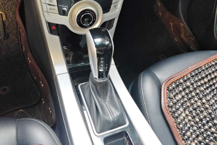 Used Luxgen 5 2013 1.8T Automatic Luxury Model Gear Lever