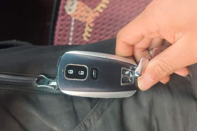Used Luxgen 5 2013 1.8T Automatic Luxury Model Vehicle Key