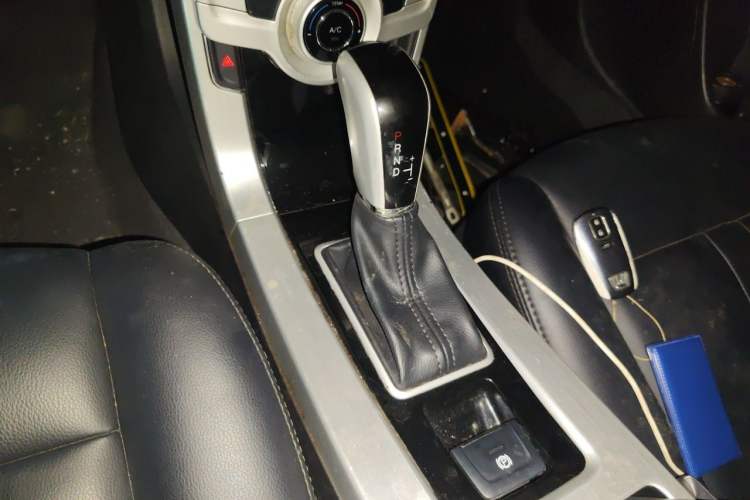 Used Luxgen 5 2013 1.8T Automatic Luxury Model Gear Lever