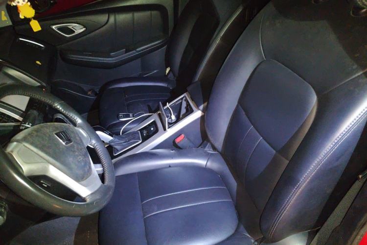 Used Luxgen 5 2013 1.8T Automatic Luxury Model Left Front Seat