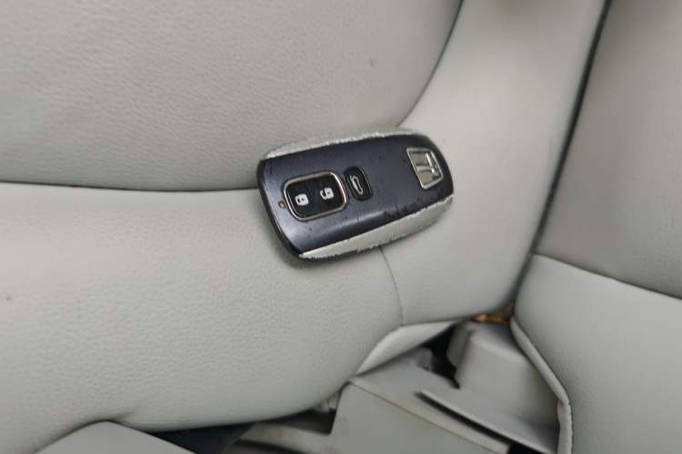 Used Luxgen 5 2013 1.8T Automatic Luxury Model Vehicle Key