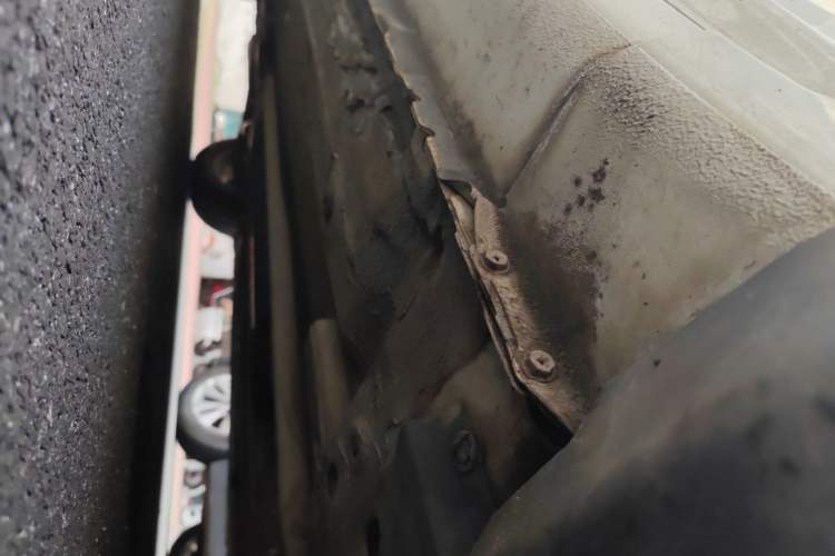 Used Luxgen 5 2013 1.8T Automatic Luxury Model Chassis Front Right