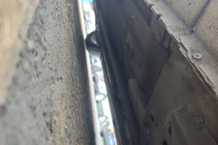 Used Luxgen 5 2013 1.8T Automatic Luxury Model Chassis Front Right