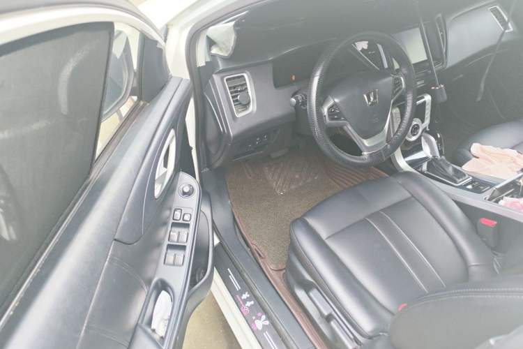 Used Luxgen 5 2013 1.8T Automatic Luxury Model Driver Seat