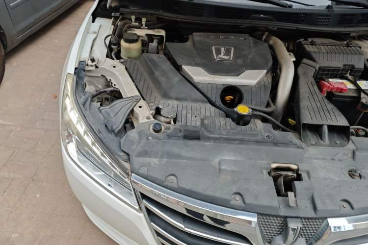 Used Luxgen 5 2013 1.8T Automatic Luxury Model Engine Bay Right