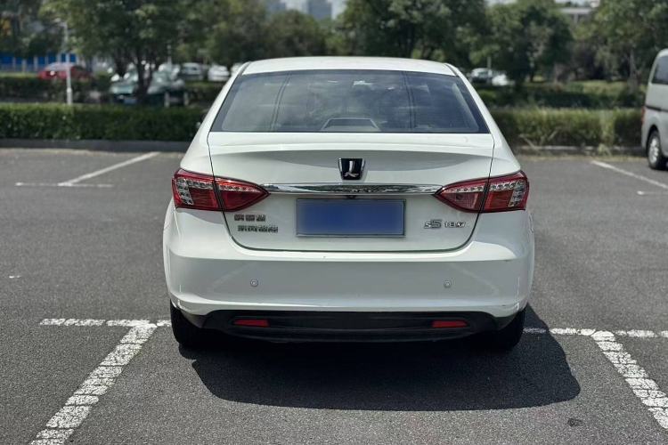 Used Luxgen 5 2013 1.8T Automatic Prestige Model Exterior 7