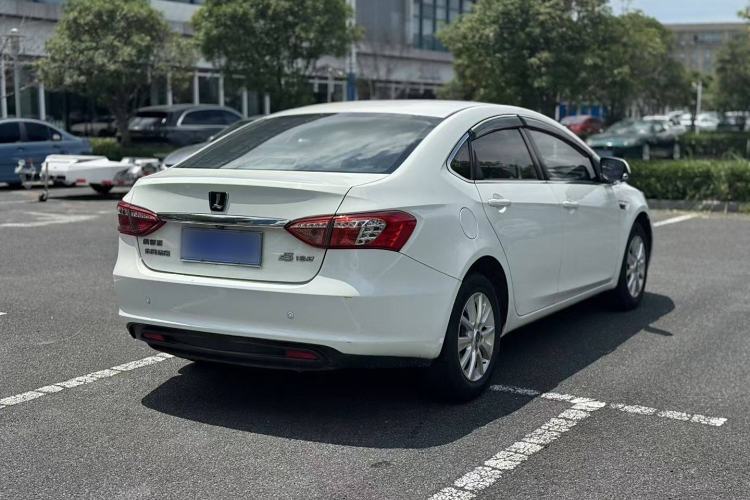 Used Luxgen 5 2013 1.8T Automatic Prestige Model Exterior 8