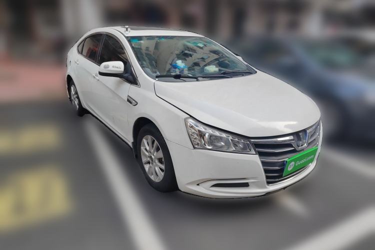 Used Luxgen 5 2013 1.8T Automatic Luxury Model Front Right 45 Deg