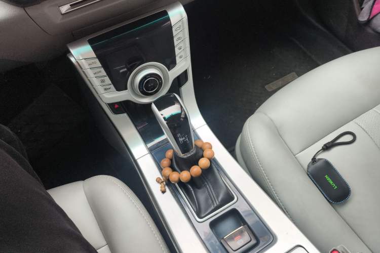 Used Luxgen 5 2013 1.8T Automatic Luxury Model Gear Lever