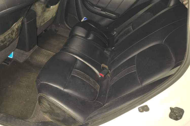 Used Luxgen 5 2013 1.8T Automatic Luxury Model Left Rear Seat