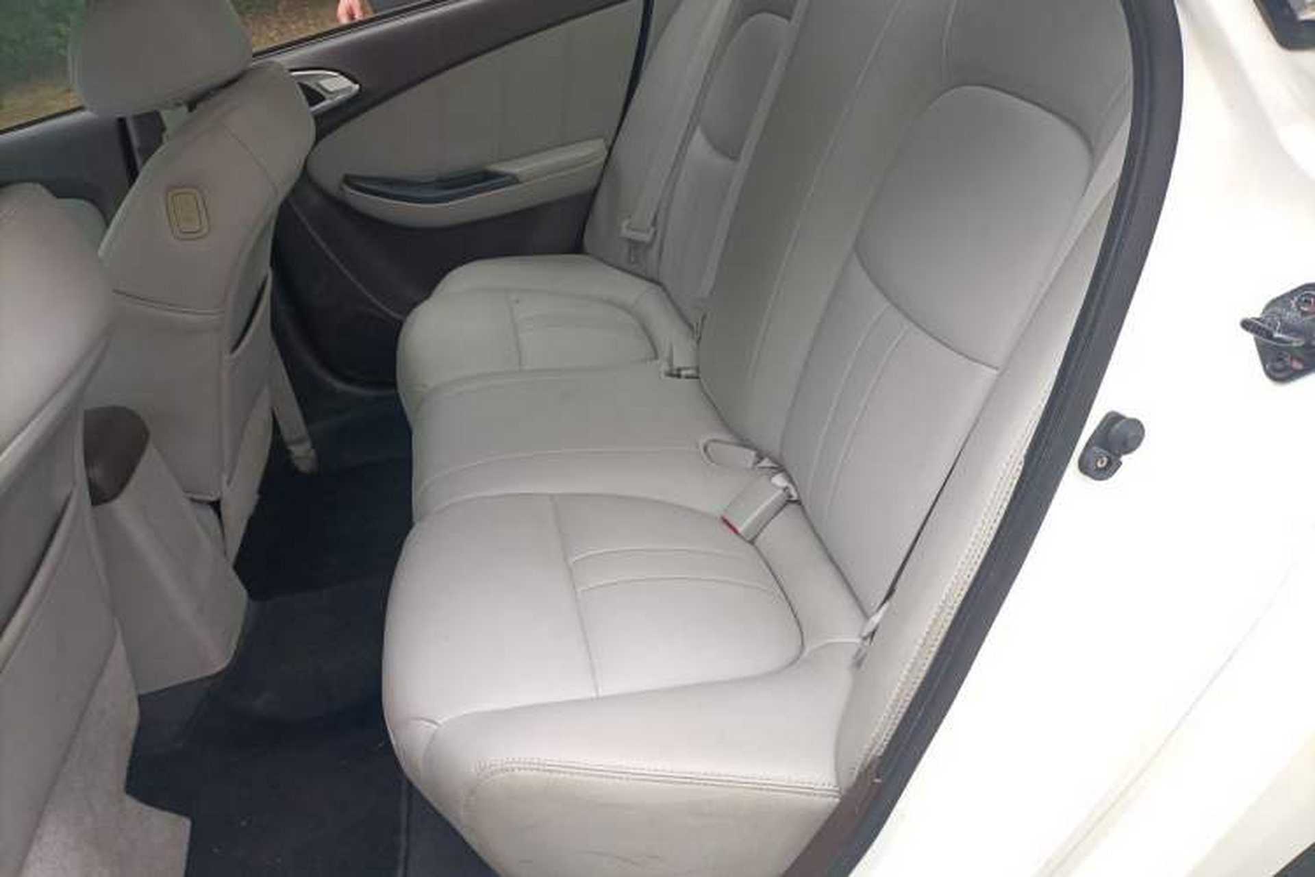 Used Luxgen 5 2013 1.8T Automatic Luxury Model Left Rear Seat
