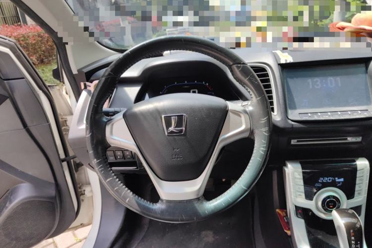 Used Luxgen 5 2013 1.8T Automatic Luxury Model Steering Wheel