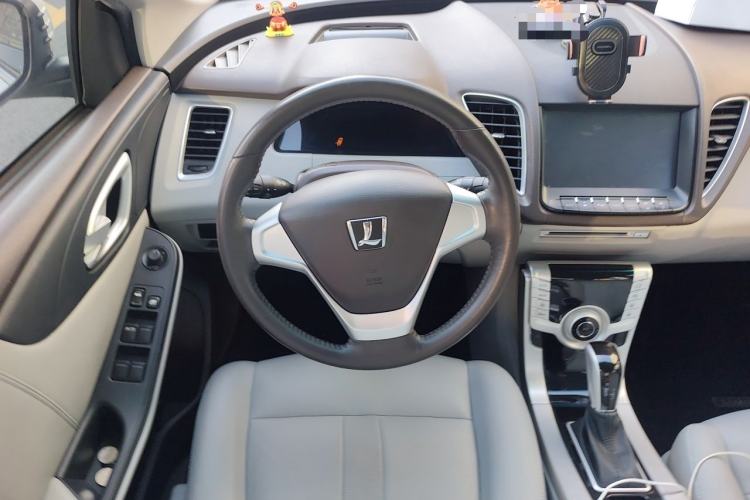 Used Luxgen 5 2013 1.8T Automatic Luxury Model Steering Wheel