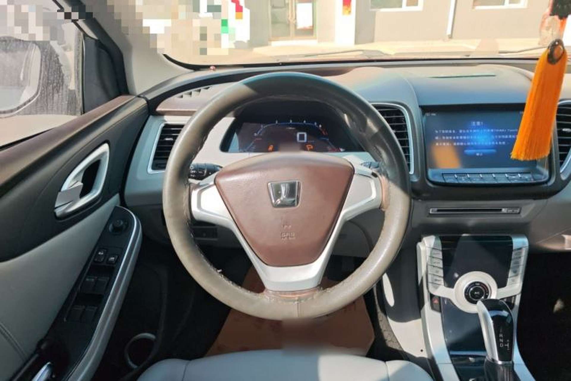 Used Luxgen 5 2013 1.8T Automatic Luxury Model Steering Wheel