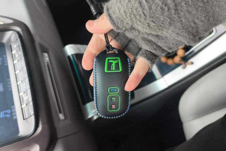 Used Luxgen 5 2013 1.8T Automatic Luxury Model Vehicle Key