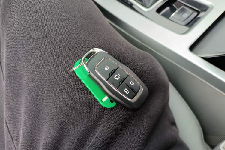 Used Luxgen 5 2013 1.8T Automatic Luxury Model Vehicle Key