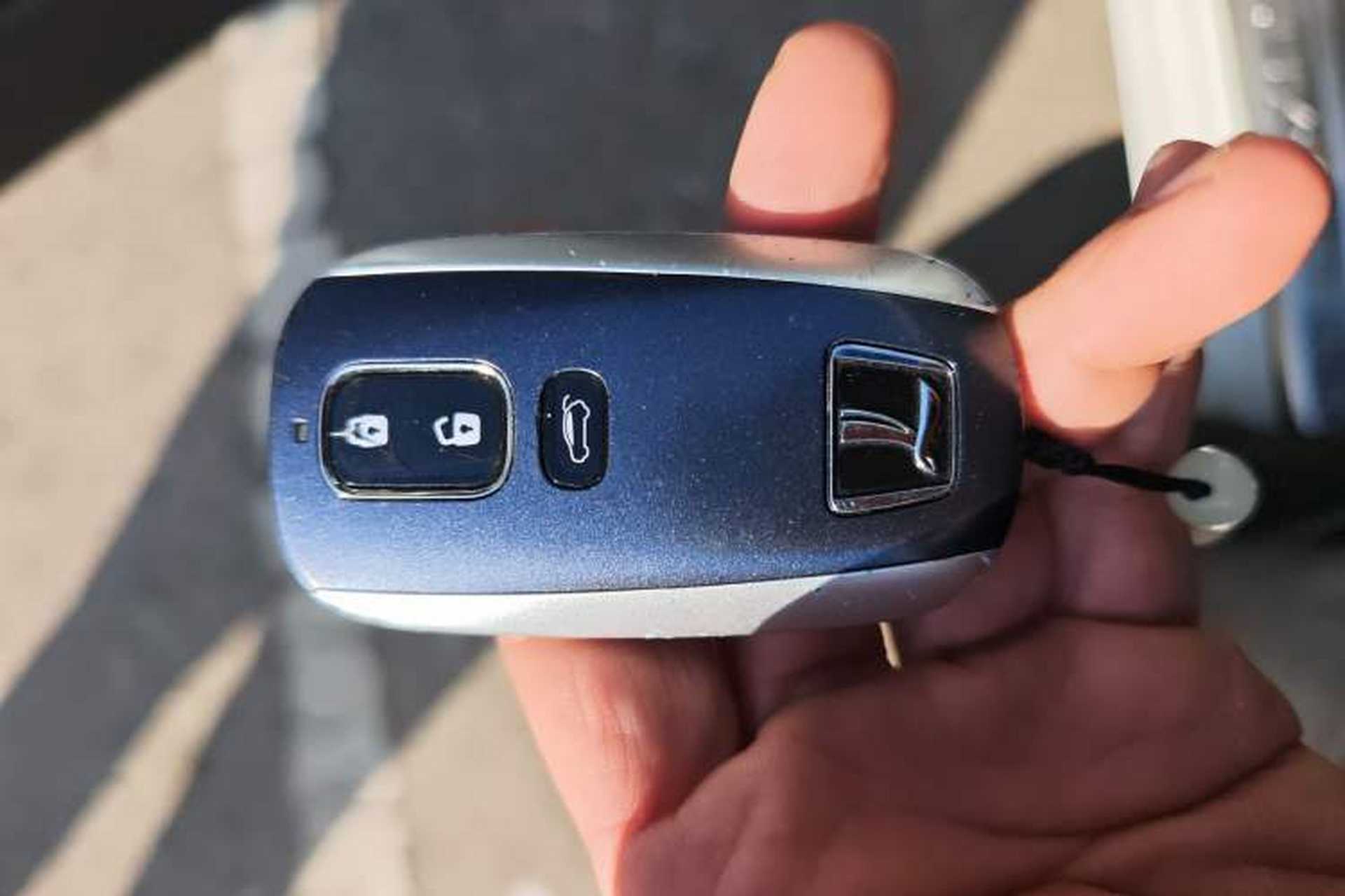 Used Luxgen 5 2013 1.8T Automatic Luxury Model Vehicle Key