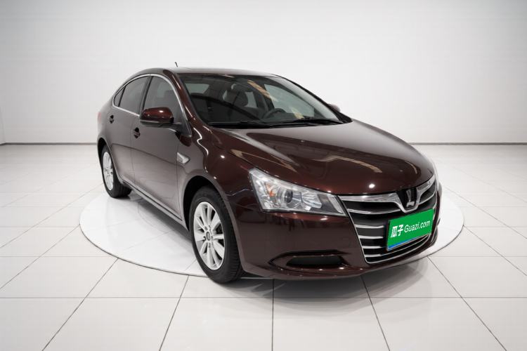 Used Luxgen 5 2014 Honor Navigation Edition 1.8T Automatic Luxury Model Front Right 45 Deg