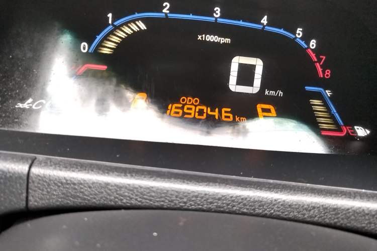 Used Luxgen 5 2014 Dance Limited Edition 1.8T Automatic Luxury Version Odometer Close Up
