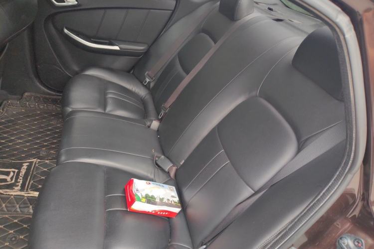 Used Luxgen 5 2014 Dance Limited Edition 1.8T Automatic Luxury Version Left Rear Seat