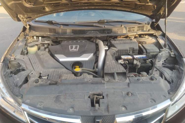 Used Luxgen 5 2014 Dance Limited Edition 1.8T Automatic Luxury Version Engine Bay