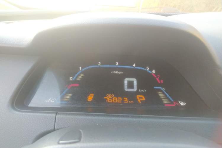 Used Luxgen 5 2014 Dance Limited Edition 1.8T Automatic Luxury Version Instrument Cluster