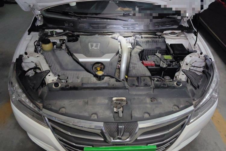 Used Luxgen 5 2014 Dance Limited Edition 1.8T Automatic Luxury Version Engine Bay