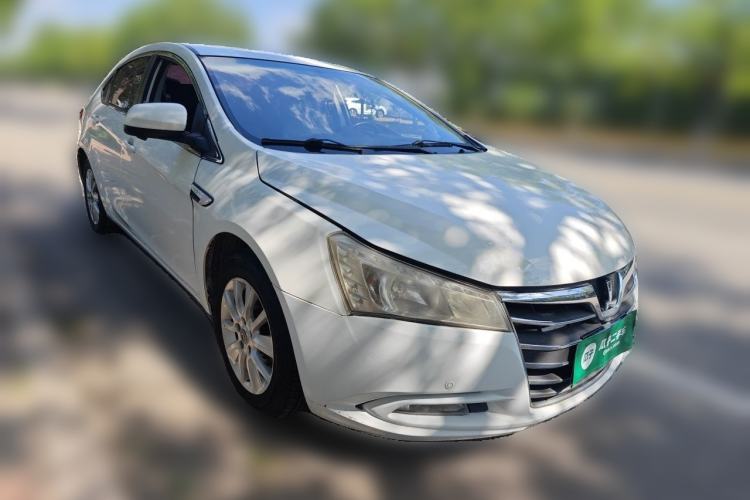 Used Luxgen 5 2014 Dance Limited Edition 1.8T Automatic Prestige Model Front Right 45 Deg