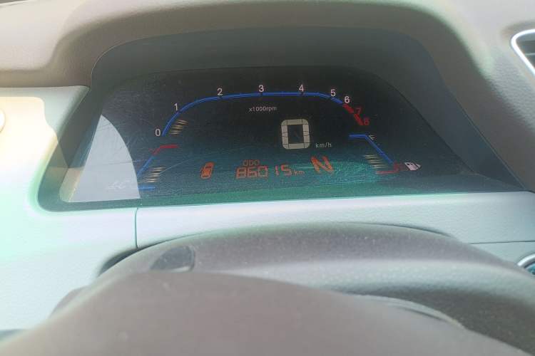 Used Luxgen 5 2014 Honor Navigation Edition 1.8T Automatic Luxury Model Instrument Cluster