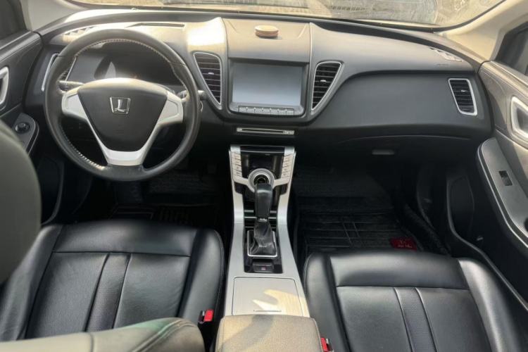 Used Luxgen 5 2014 Dance Limited Edition 1.8T Automatic Luxury Version Interior 1