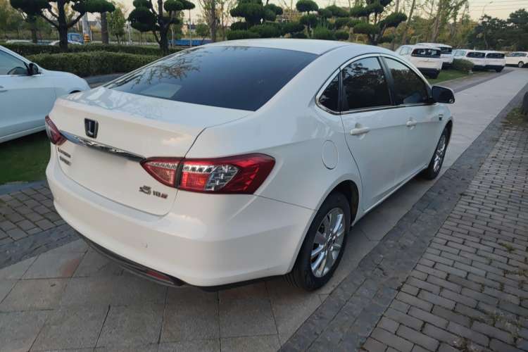 Used Luxgen 5 2014 Dance Limited Edition 1.8T Automatic Luxury Version Rear Right 45 Deg