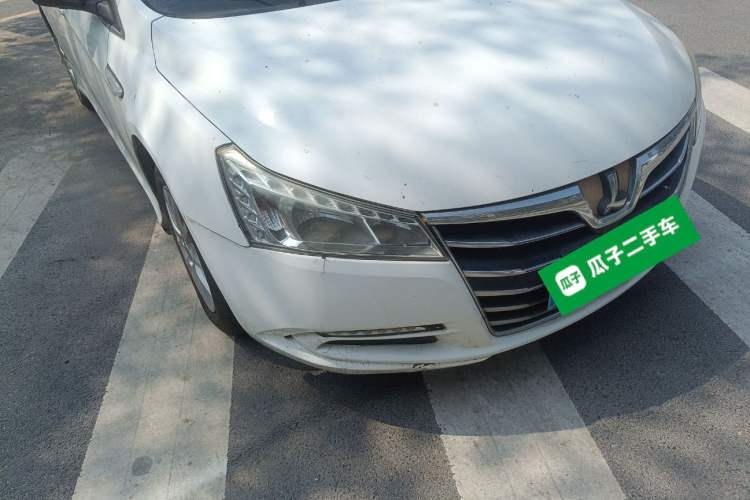 Used Luxgen 5 2014 Honor Navigation Edition 1.8T Automatic Luxury Model Right Front Headlight