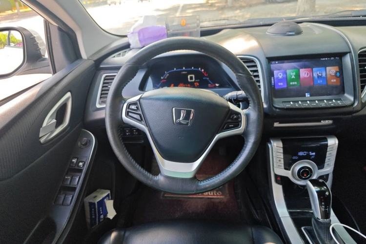 Used Luxgen 5 2014 Dance Limited Edition 1.8T Automatic Prestige Model Steering Wheel