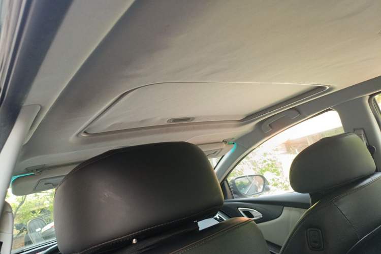 Used Luxgen 5 2015 1.8T Automatic ZhiZun Model Headliner