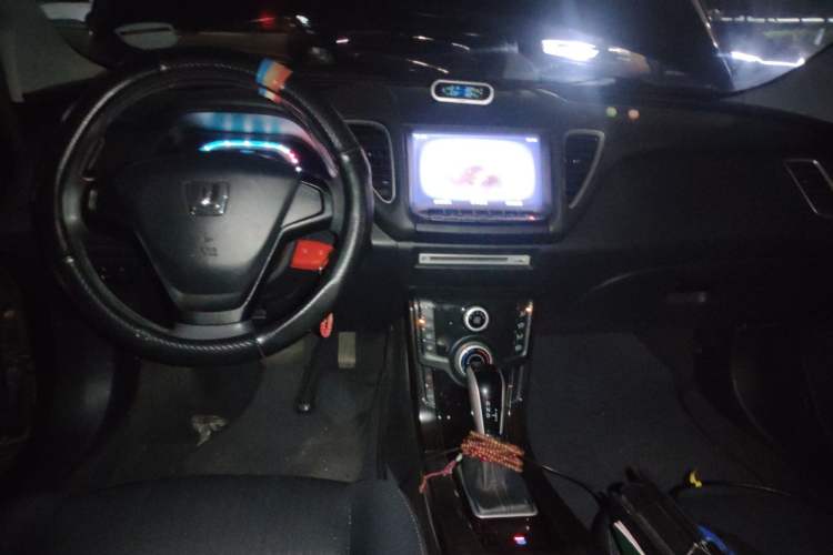 Used Luxgen 5 2015 1.8T Automatic Smart Model Center Console