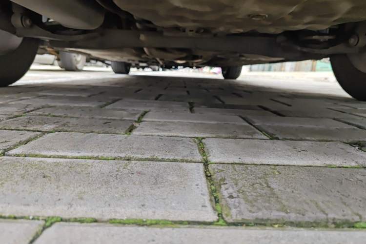 Used Luxgen 5 2015 1.8T Automatic ZhiZun Model Chassis Rear