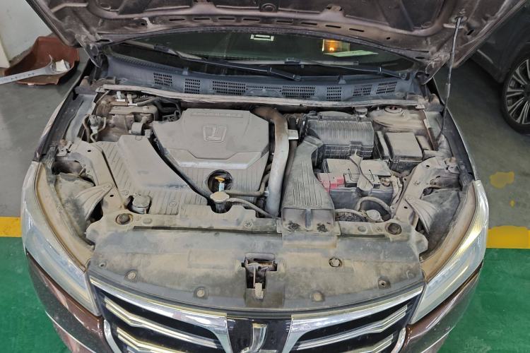 Used Luxgen 5 2015 1.8T Automatic ZhiZun Model Engine Bay