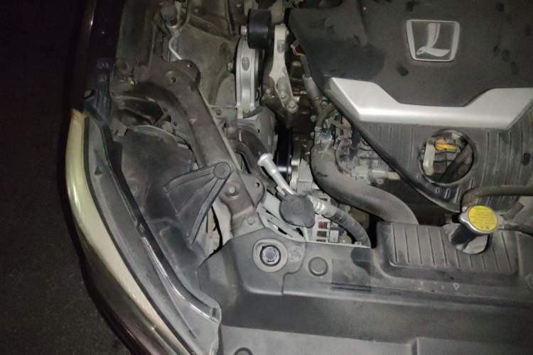Used Luxgen 5 2015 1.8T Automatic Smart Model Engine Bay Right