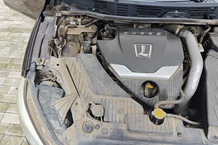 Used Luxgen 5 2015 1.8T Automatic ZhiZun Model Engine Bay Right