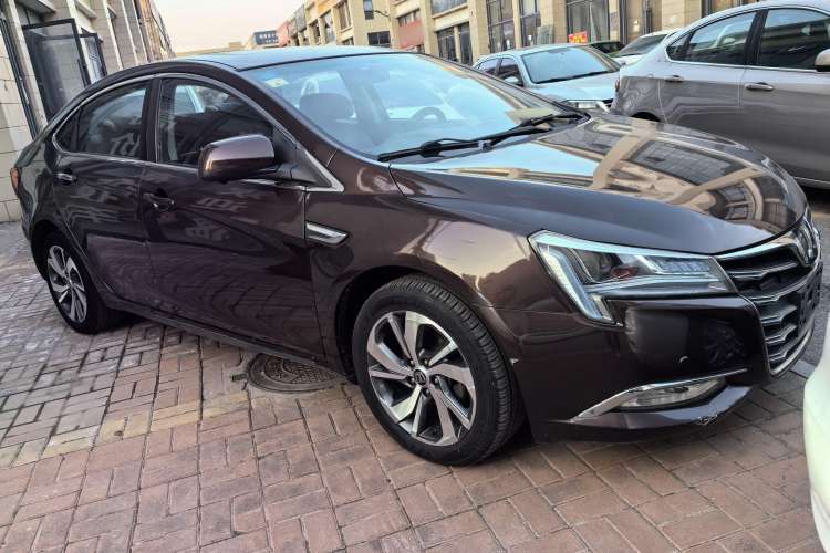 Used Luxgen 5 2015 1.8T Automatic Flagship Model Exterior 2