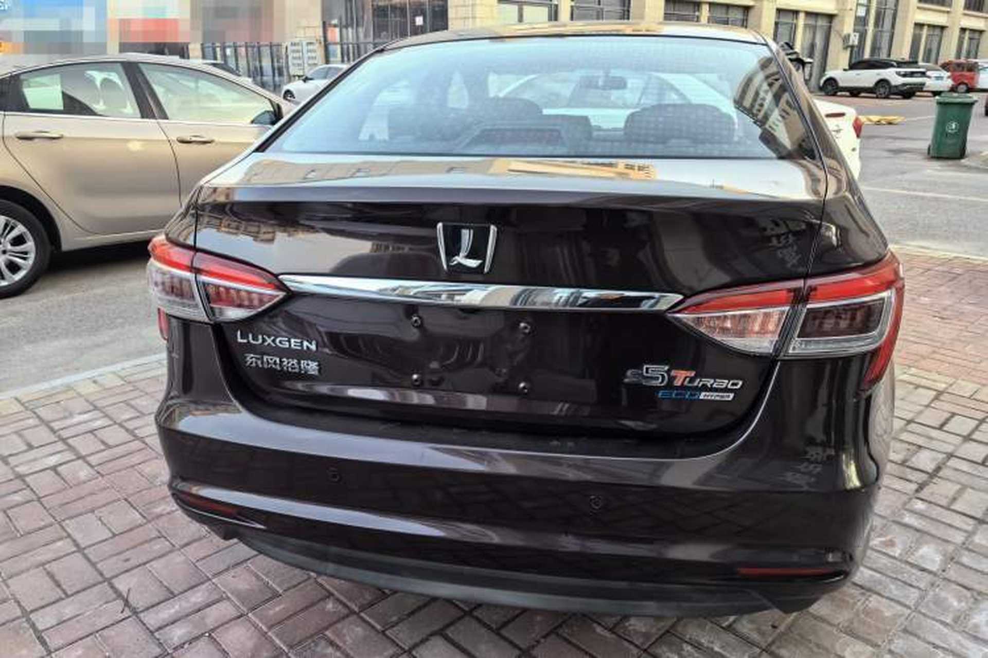 Used Luxgen 5 2015 1.8T Automatic Flagship Model Exterior 6