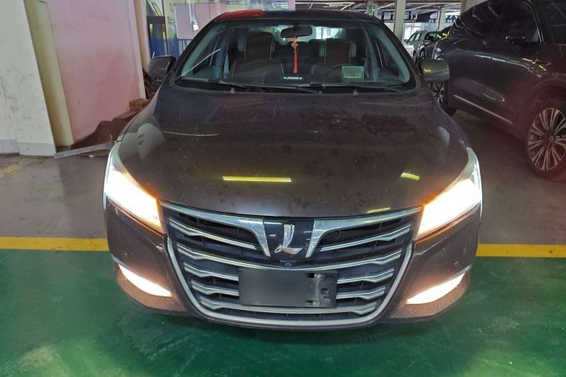 Used Luxgen 5 2015 1.8T Automatic ZhiZun Model Front
