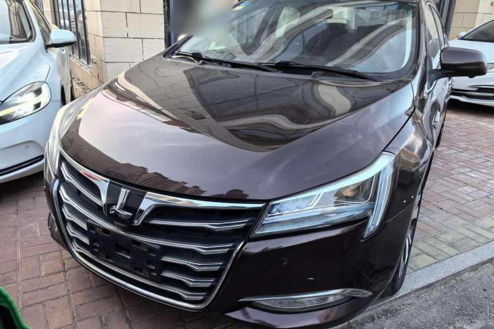 Used Luxgen 5 2015 1.8T Automatic Flagship Model Front Left 45 Deg