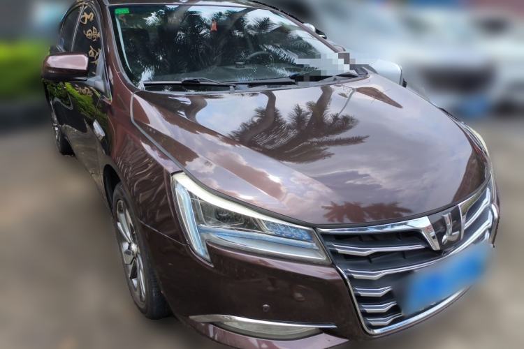 Used Luxgen 5 2015 1.8T Automatic Flagship Model Front Right 45 Deg