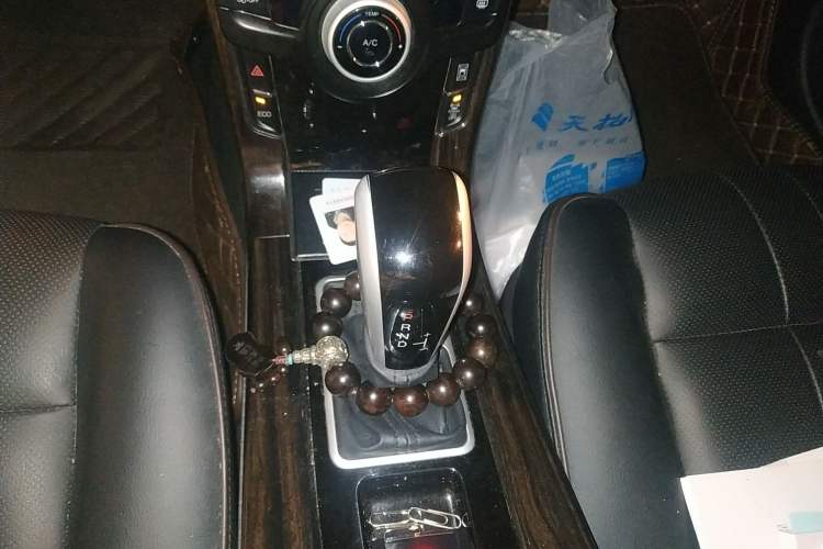 Used Luxgen 5 2015 1.8T Automatic Flagship Model Gear Lever