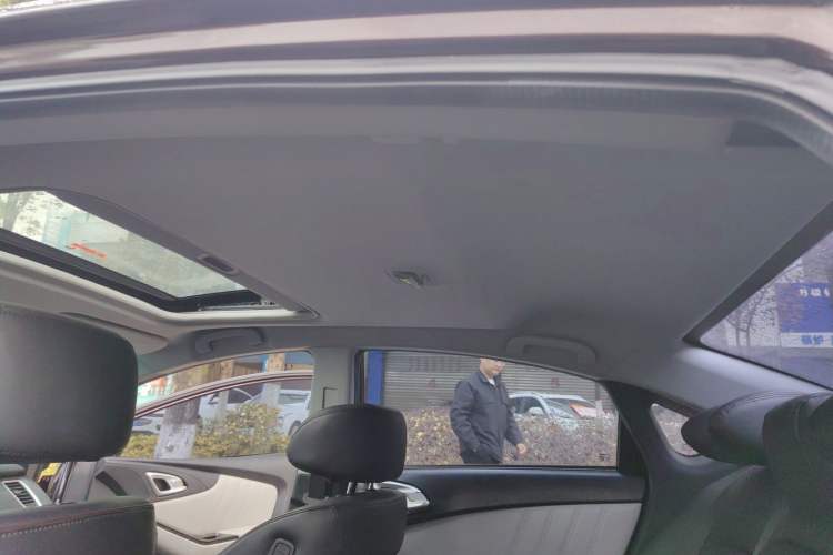 Used Luxgen 5 2015 1.8T Automatic Flagship Model Headliner