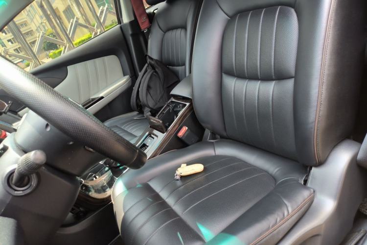 Used Luxgen 5 2015 1.8T Automatic Flagship Model Left Front Seat